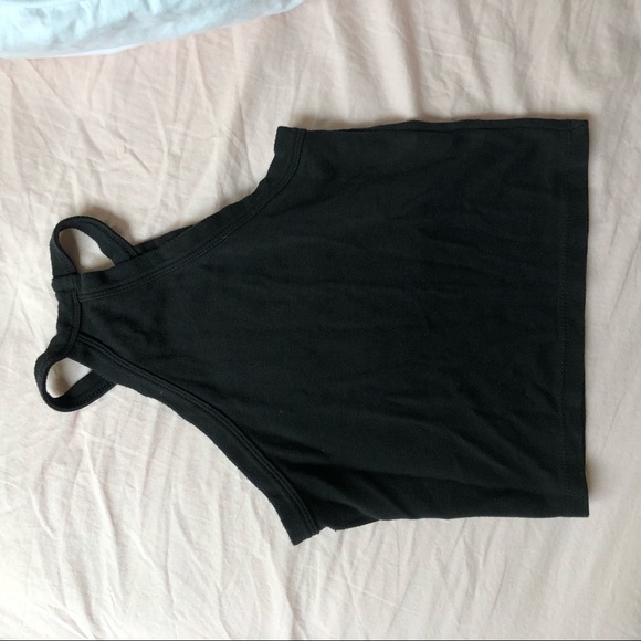 Black halter top crop top - Picture 3 of 3